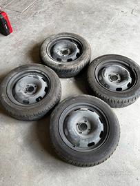 Gomme con cerchi in ferro