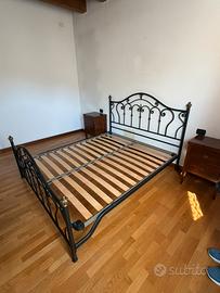 Struttura letto in ferro battuto