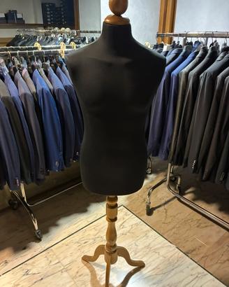 Manichino uomo a Salerno