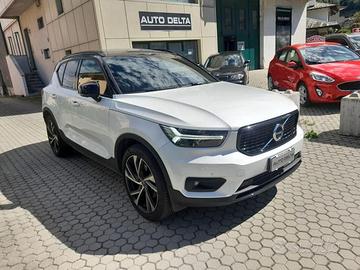 VOLVO XC40 B5 AWD Geartronic R-design