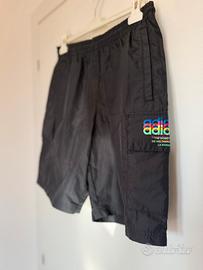 Pantaloni Corti Uomo ADIDAS Neri in Nylon - Stile