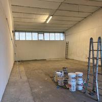 Magazzino / Deposito 100 mq - Cantù (Fecchio)
