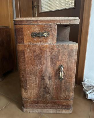 Comodini anni 40