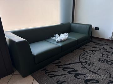 Divano 3 posti nuovo