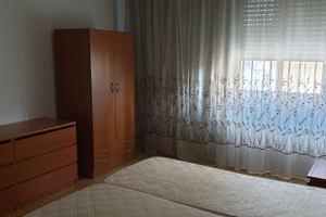 Stanze in appartamento sito in p.za Europa CS