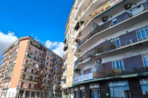 Vomero- Bilocale zona Collana