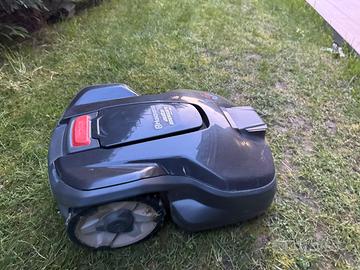 Robot rasaerba husquarna 310 E