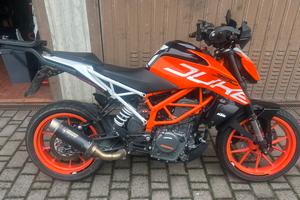 KTM Duke 390