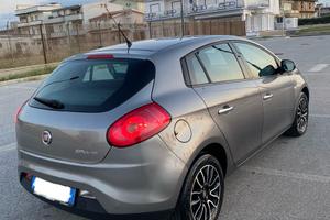 Fiat bravo.