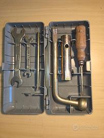 cassetta scatola cofanetto attrezzi fiat 500 600 