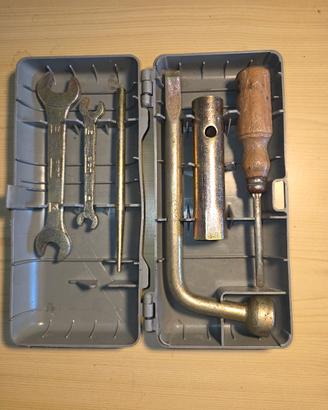 cassetta scatola cofanetto attrezzi fiat 500 600 