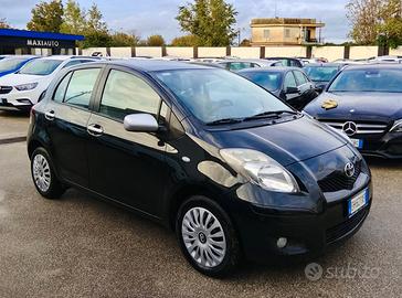 Toyota Yaris 1.0 5 porte