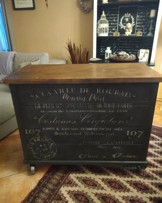 cassettiera stile industrial