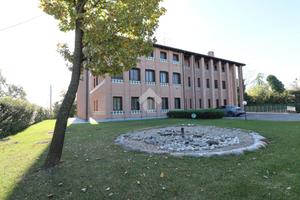 3 LOCALI A MARANELLO