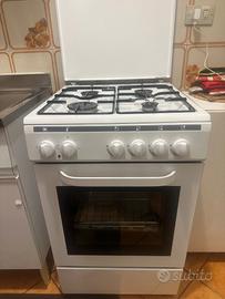 CUCINA GAS + FORNO