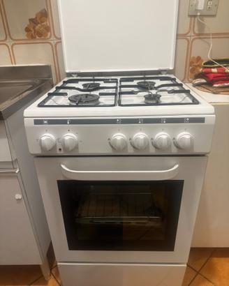 CUCINA GAS + FORNO