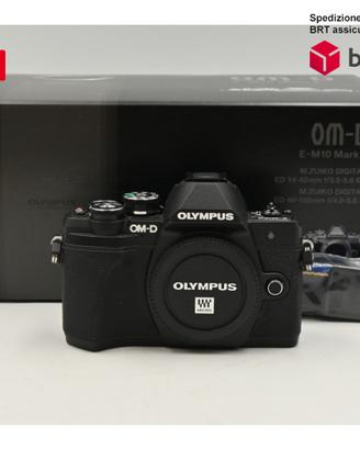 Olympus OM-D E-M10 III