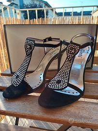 Sandali Gioiello Cinti - Eleganza Scintillante per