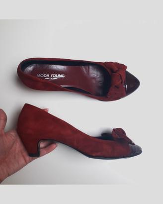 Decolleté rosso scuro tacco basso n. 38 camoscio