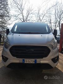 ford transit custom 9 posti