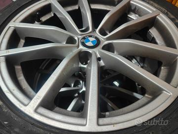Cerchi in lega BMW 17 pollici fori 5-112  + gomme