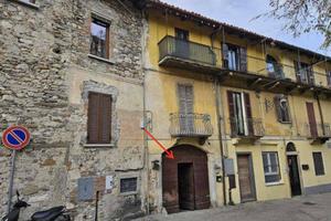 Immobile in asta di 81 m² con 3 locali e box auto 