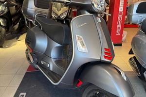 Vespa GTS 300 hpe Super Sport - 2019