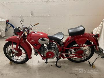 Moto Guzzi Falcone 500 - 1952