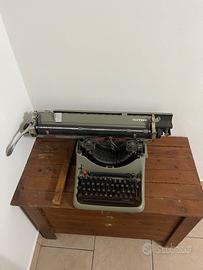 Macchina da scrivere