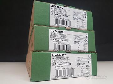 N.3 SCHNEIDER OVA 47012 LAMPADA EMERGENZA