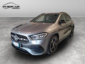 Mercedes GLA-H247 2020 - GLA 180 d Premium auto
