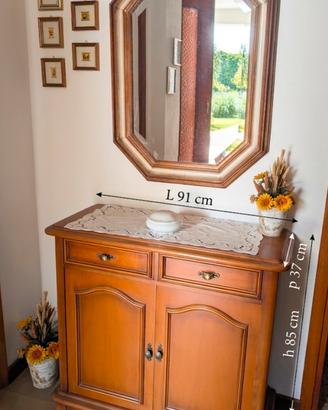 credenza e speccchio