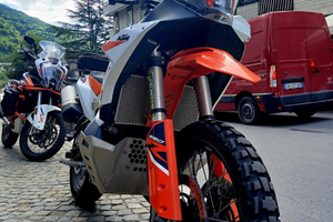 Ktm 890 r 2023