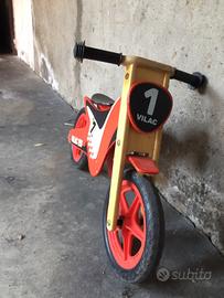 Bicicletta in legno Vilac