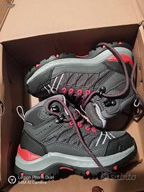 Scarponcini tg 28 bambino neve trekking nuovi