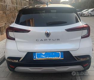 auto Renault Captur del 2023