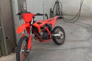 Beta enduro 125 4 tempi targata