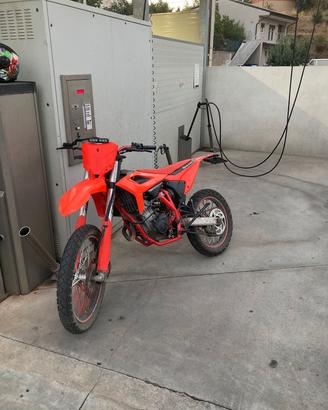 Beta enduro 125 4 tempi targata