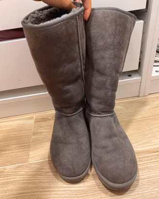 Ugg stivali alti