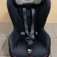 Seggiolino Chicco isofix a tre punti