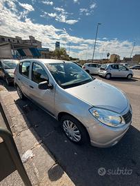 Dacia sandero ricambi