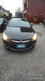 OPEL Astra - 2014
