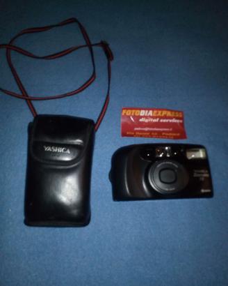 Macchina fotografica kyocera yashica  via guizza