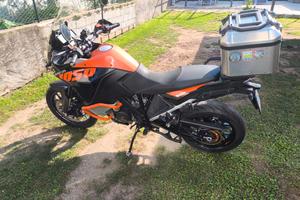 KTM 1050 ADVENTURE