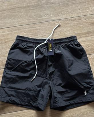Boxer mare ragazzo
