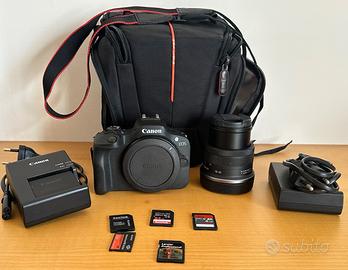 Canon EOS R100 Fotocamera Digitale