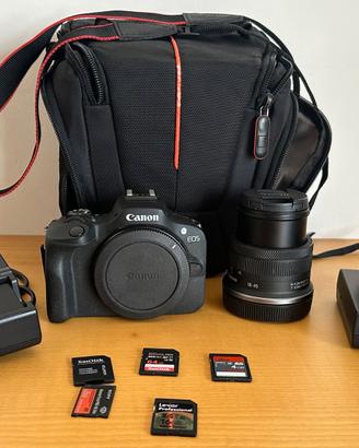 Canon EOS R100 Fotocamera Digitale