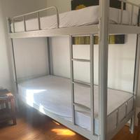 9 letti a castello con materassi – ideali ostello