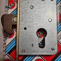 Serratura per cancello scorrevole