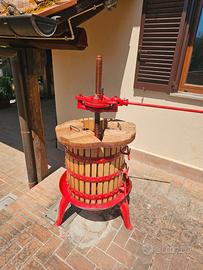 Torchio per vino